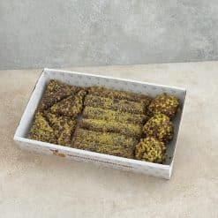 Altın Karışık Paket – karışık fıstıklı pestil çeşitlerini içeren doğal pestil paketi ürün görseli.